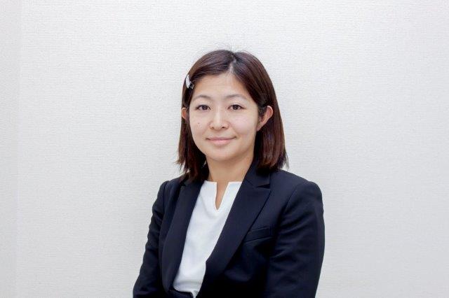 業務部 業務課 濱田 由香里